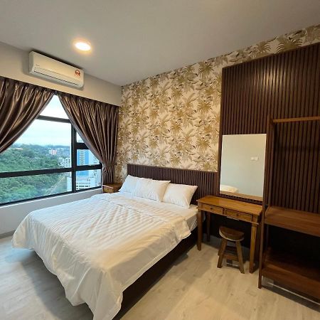 Appartamento Jesselton Quay Kota Kinabalu 1 Esterno foto